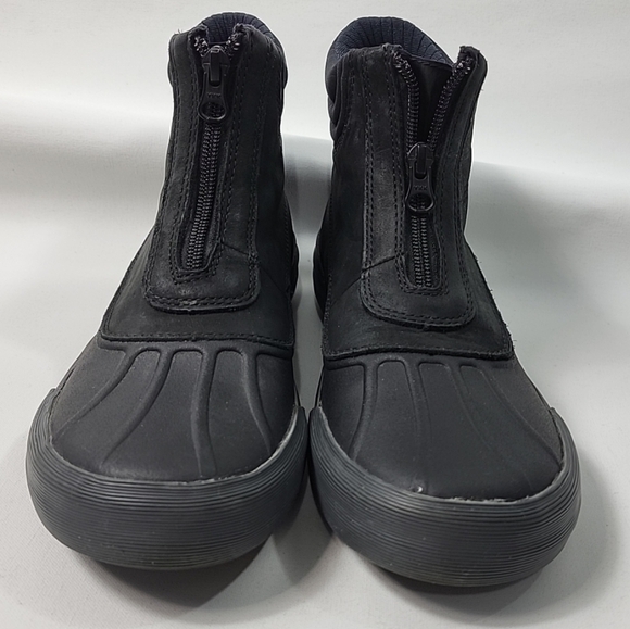 CLARKS Women's 7M Gilby Cherry Black Leather Snow Boot with Front Zipper - Picture 2 of 8